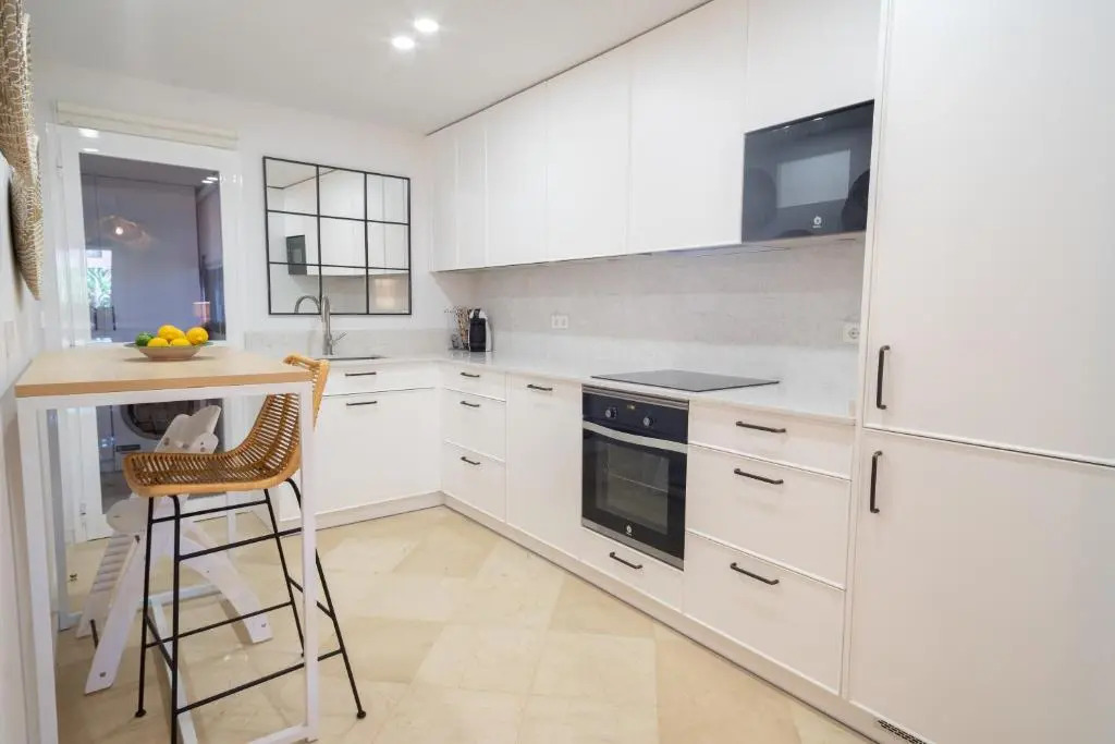 3+1 bed apartment, 100m away from the beach