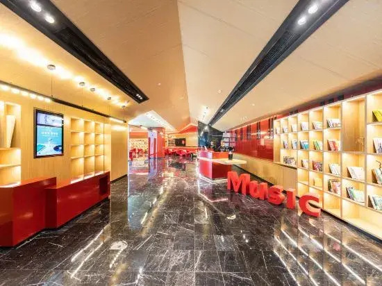Huameishi Wuhan Kede Plaza Wusheng Road Metro Station Hotel