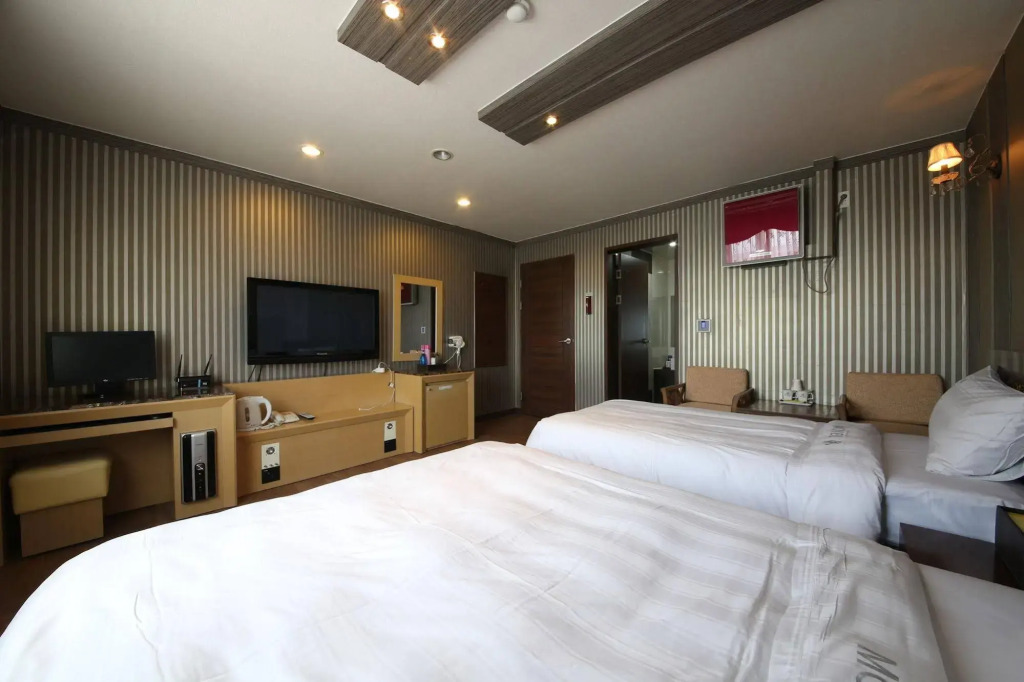 Gunsan Yes