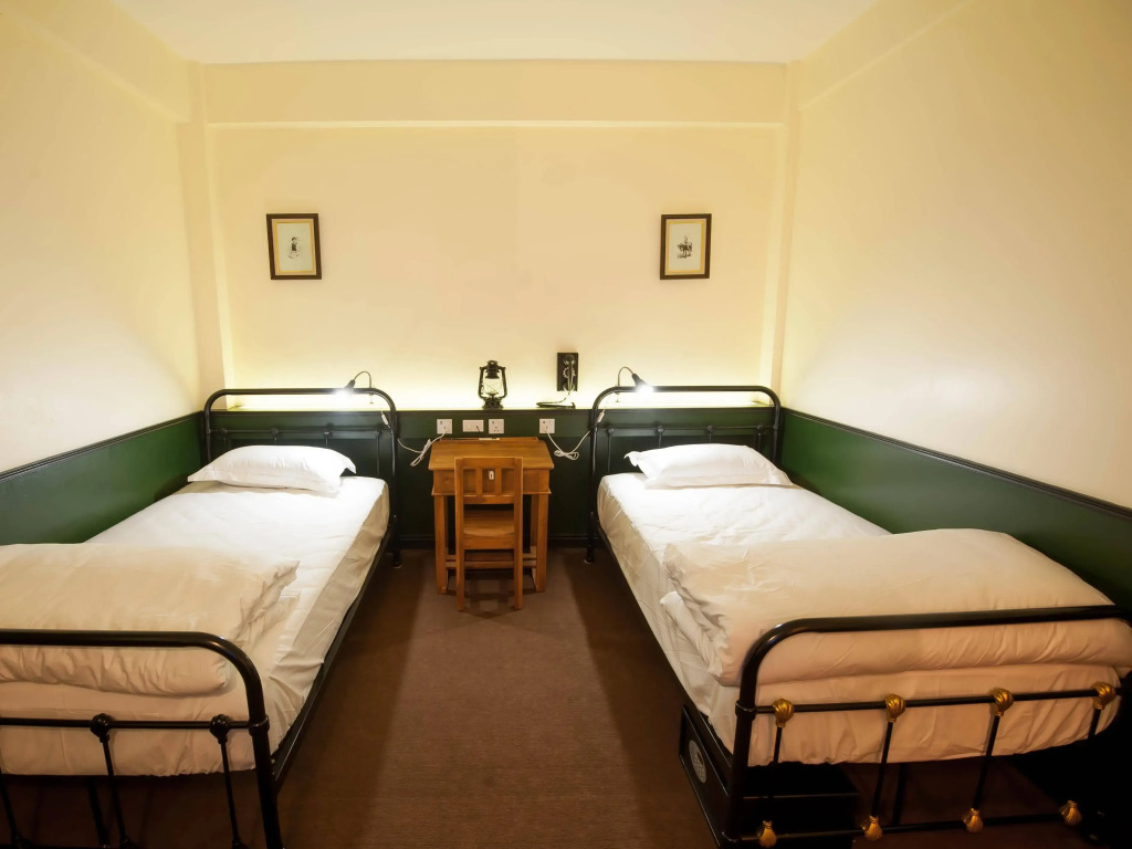 The Motley House - Hostel