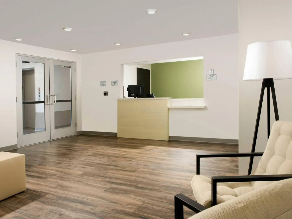Extended Stay America Select Suites - Orlando - Airport
