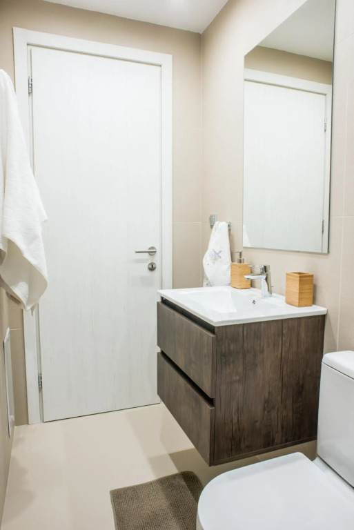 A21 Pristine Suite a breath away from Parthenoon!