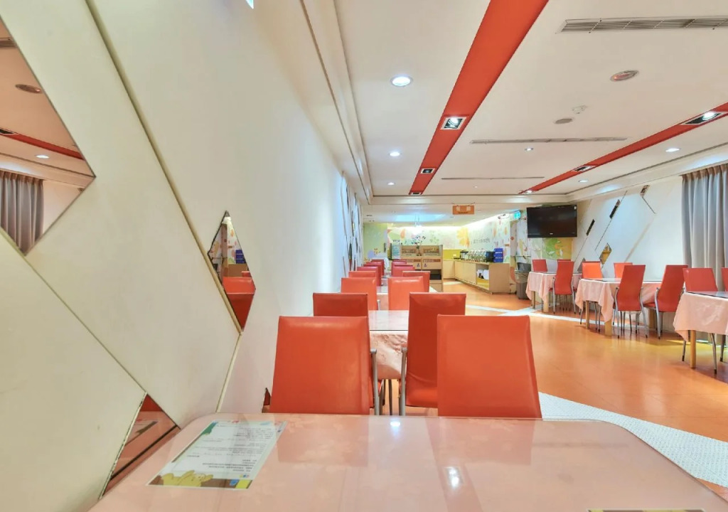 柜富賓王旅店-台北館 Giant Rich King Plaza Hotel