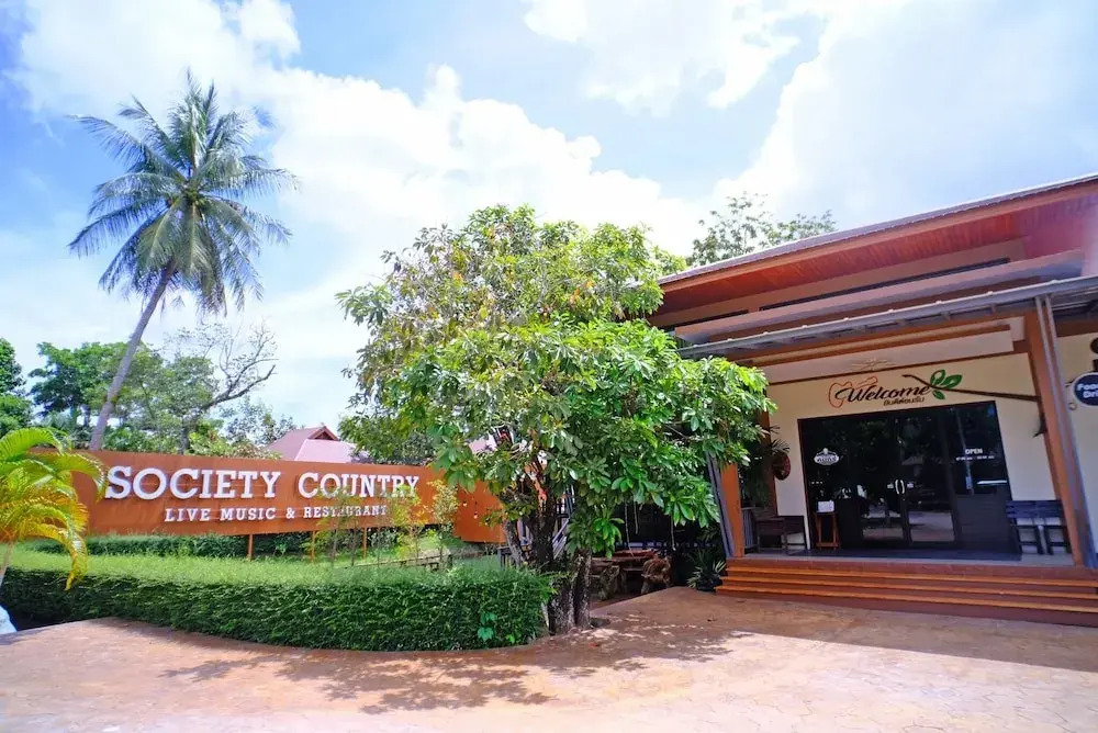 Capital O 370 Nernkhao Resort