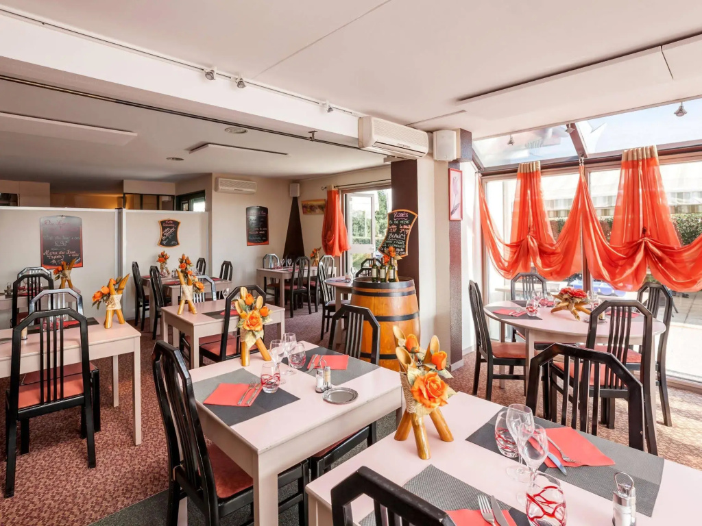 Hôtel Restaurant Le Brennus Logis Hotels