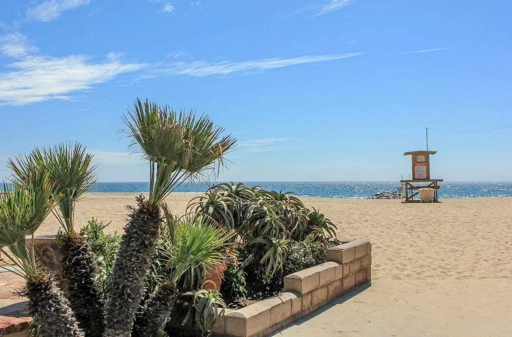 Seashore A (68293) - 2 Br townhouse by RedAwning