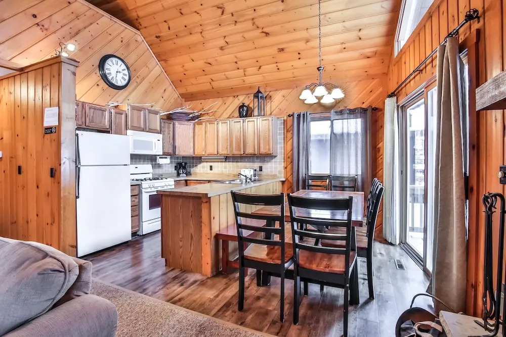 Country Loft - Elbert's - 5 Br Home