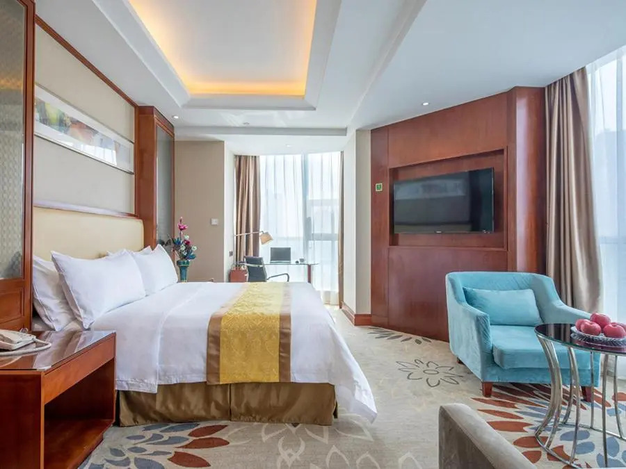 Vienna Hotel (Nanchang County Chengbi Lake)