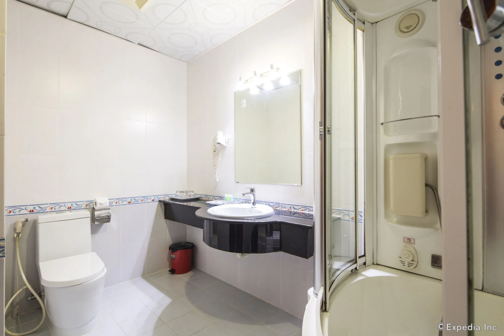 KiN Hotel Ly Tu Trong Edition