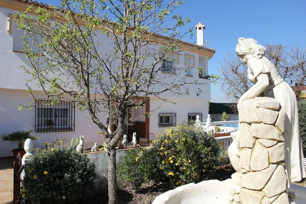 Casa Flamenca en El Ventorrillo - Piscina, Tumbonas, Terraza y Aparcamiento