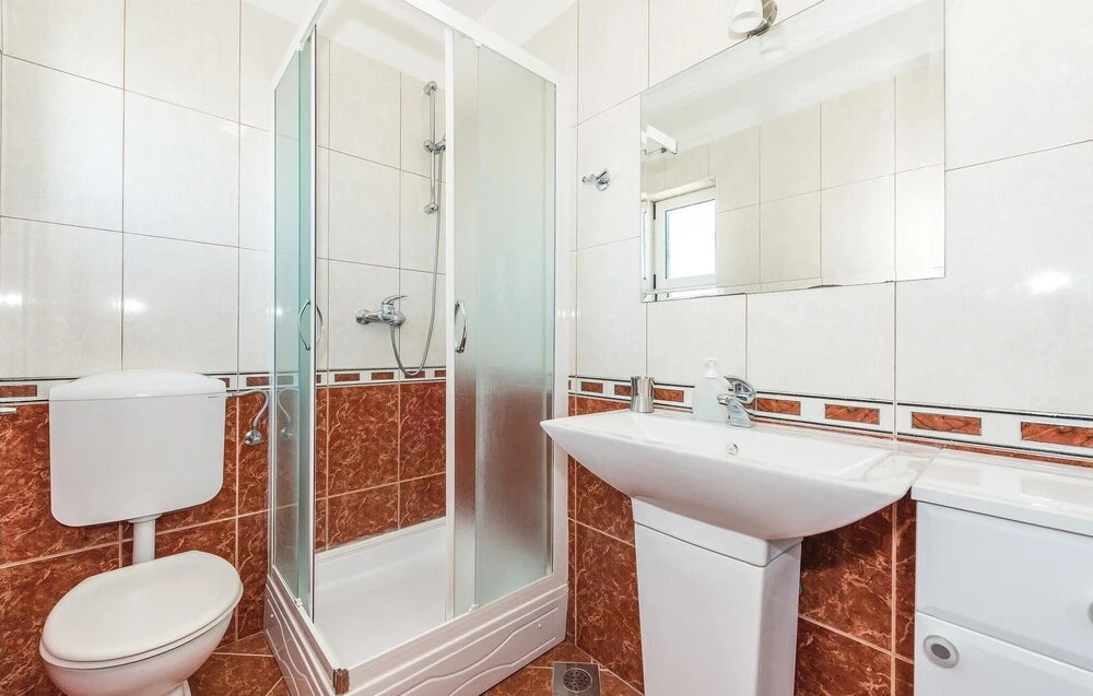 Nice Home in Sibenik With Wifi and 4 Bedrooms
