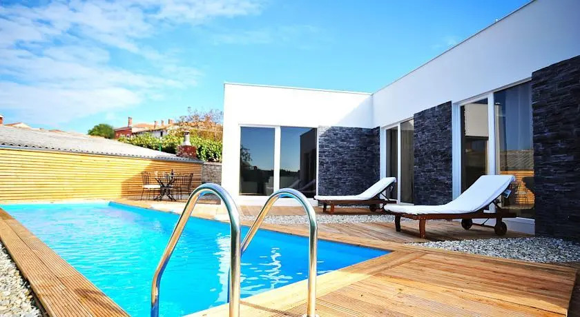 Charming villa Darte with private pool near Rovinj, extra pool heating available