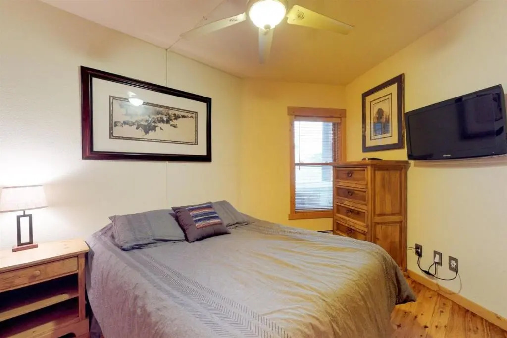 2 Bedroom Condo in Keystone within Walking Distance to Mountain House Base Area