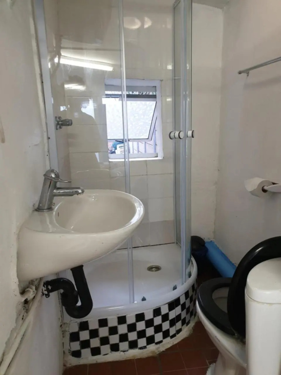 Cozy Private En Suite Studio