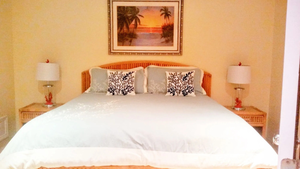 Seven Mile Beach Resort