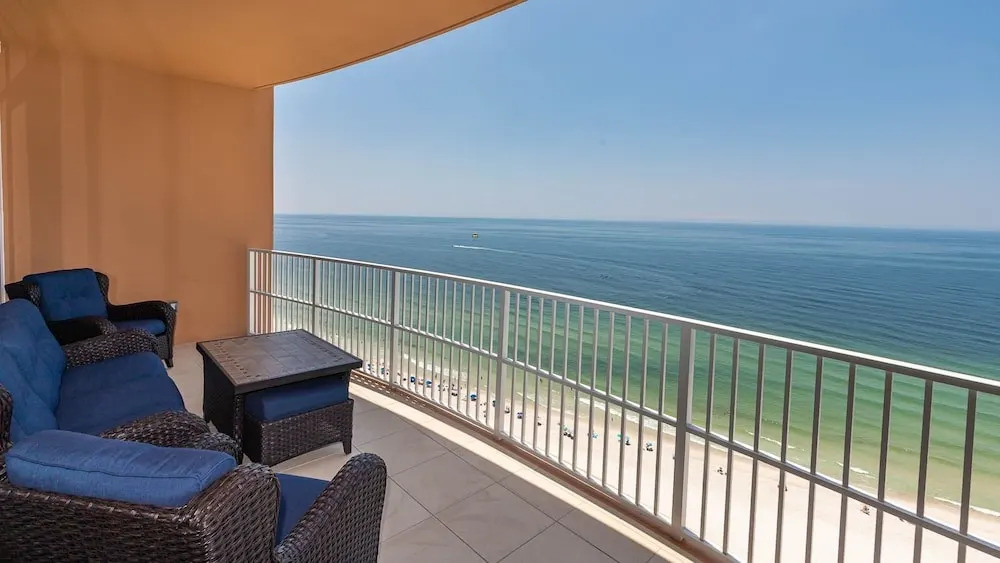 Phoenix Gulf Tower 1801 4 Bedroom Condo