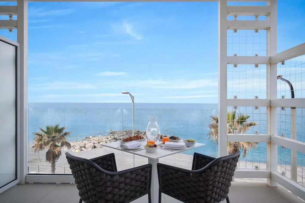 Seaside Hotel