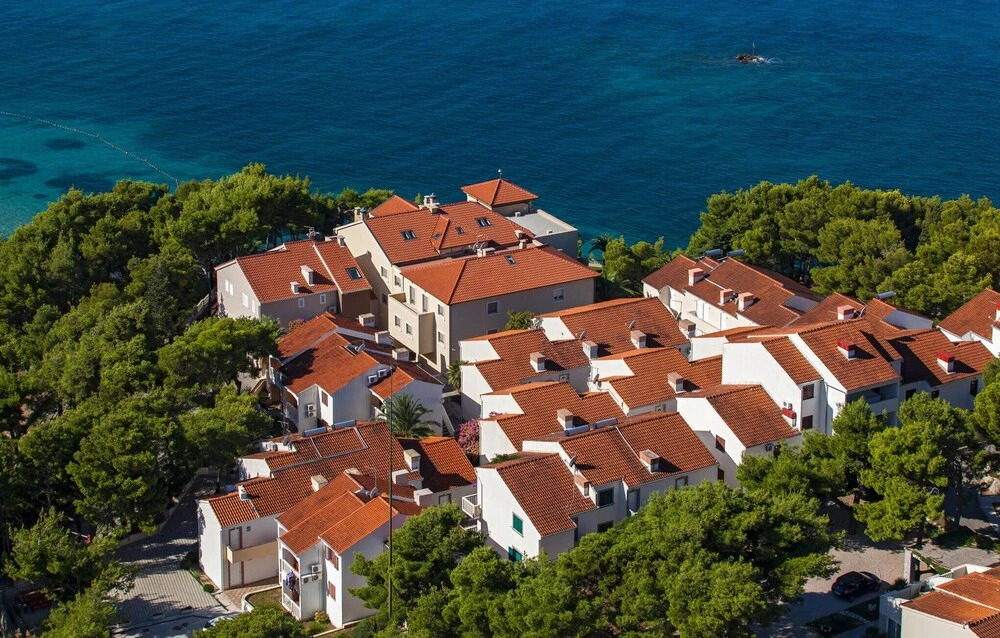 Stunning Apartment in Podstrana With 2 Bedrooms and Wifi