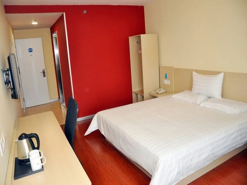 GreenTree Inn Yunnan Lijiang Qixing Street Express Hotel