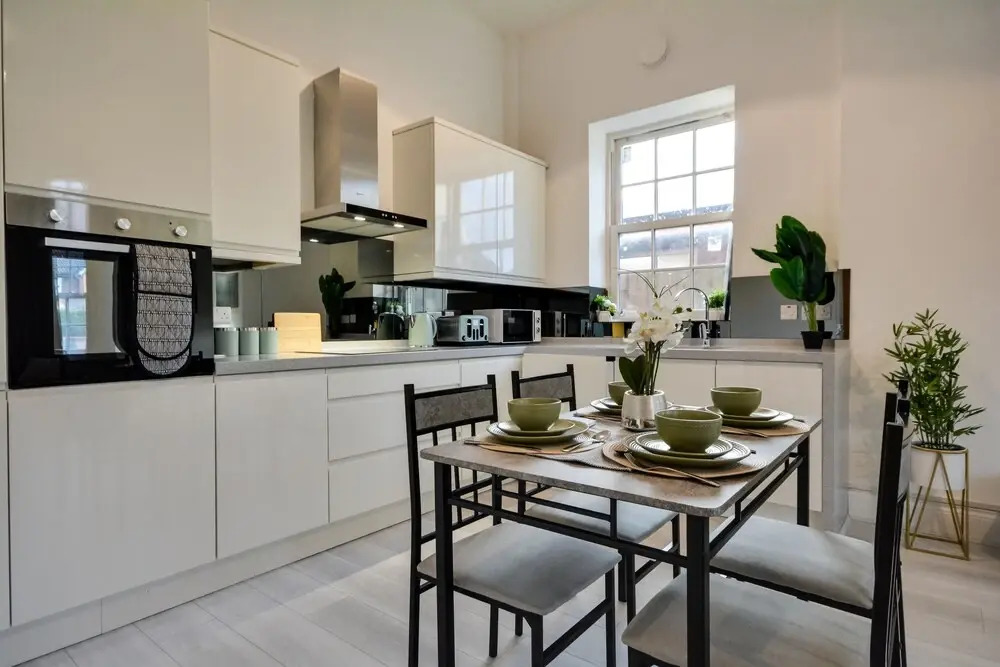 Cosy Wigan Apartment With Sunny Views