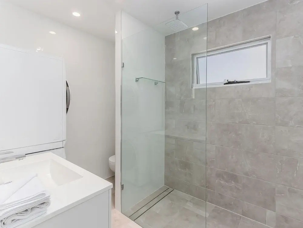 Relax on Marine Parade 2 BDR Apartment