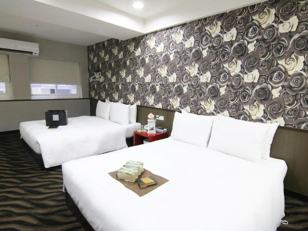 Lumière Town Hotel