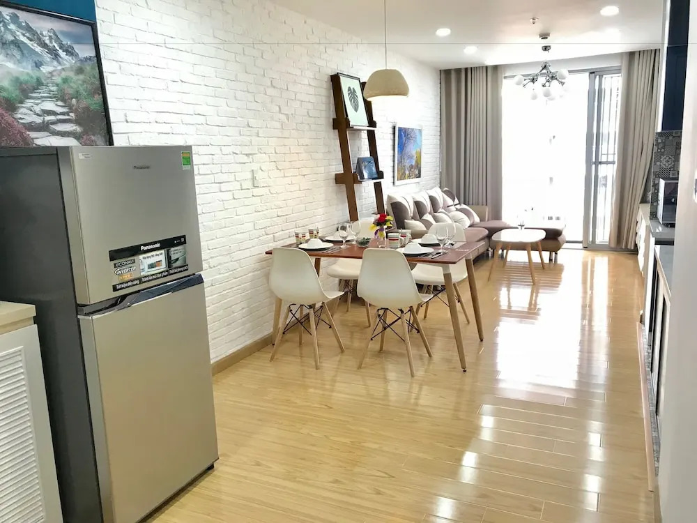 Jennifer Apartment Luxury 2BR SW Pool