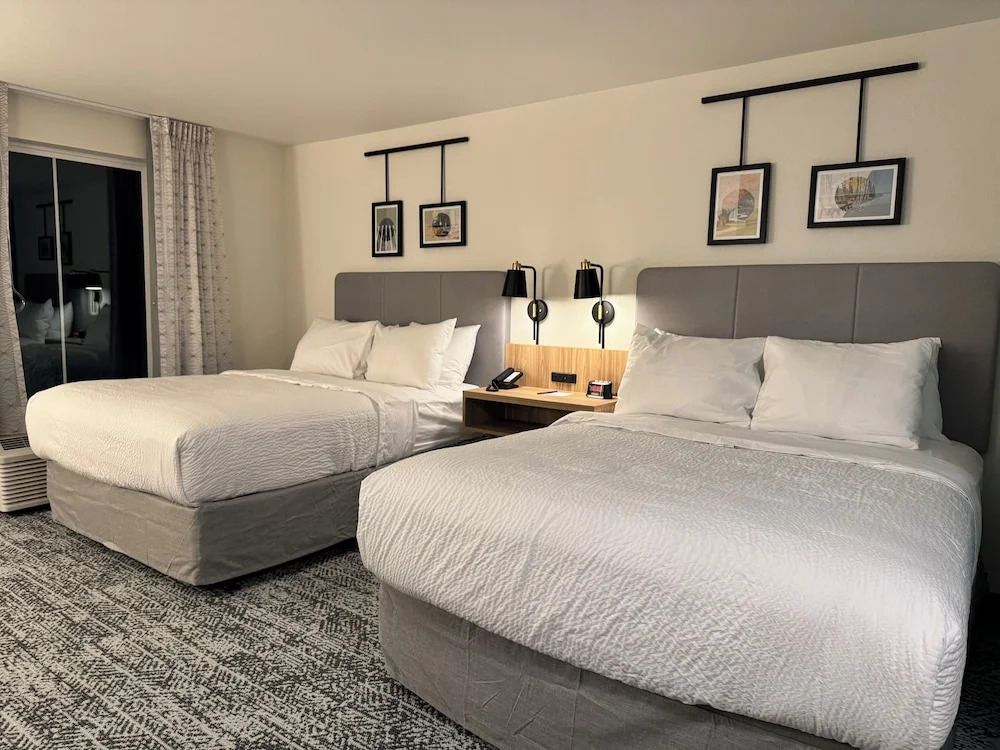 Sleep Inn & Suites