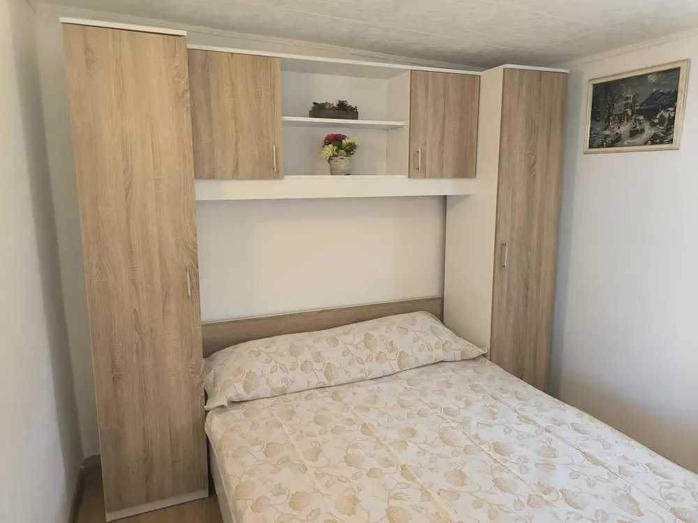Serene Barbat Escape with Just Minutes from the Beach