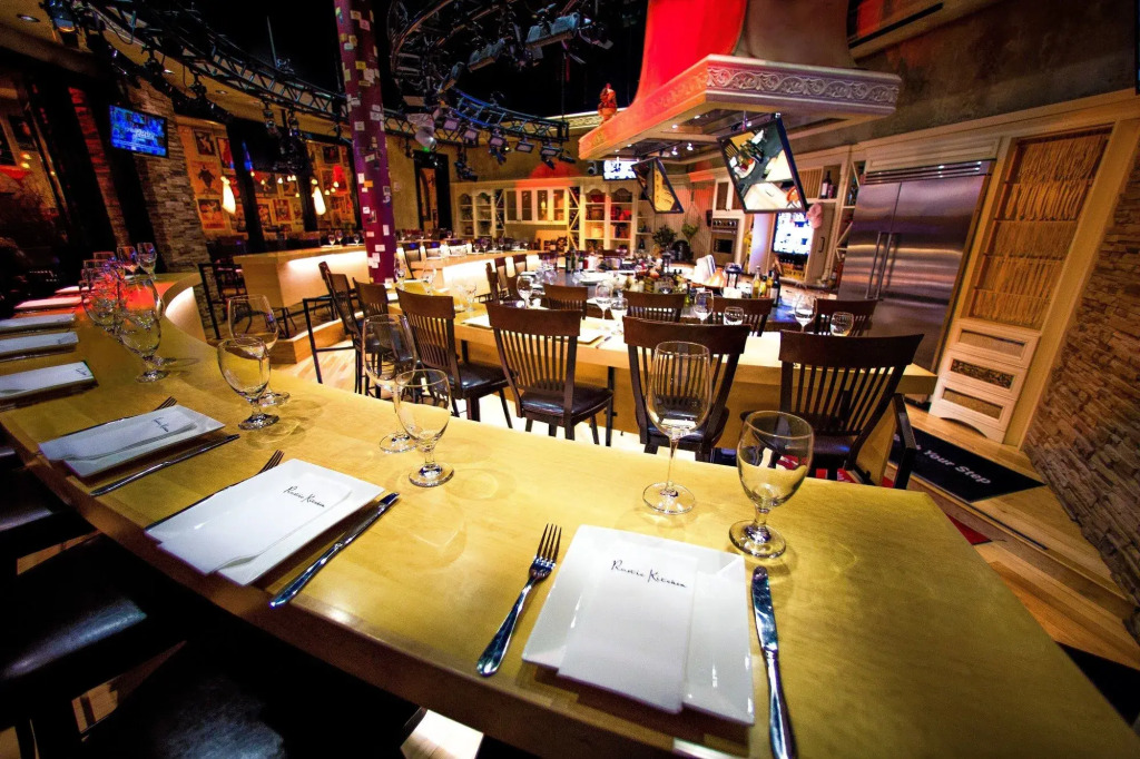 Mohegan Pennsylvania Casino Resort - Adults Only 21+