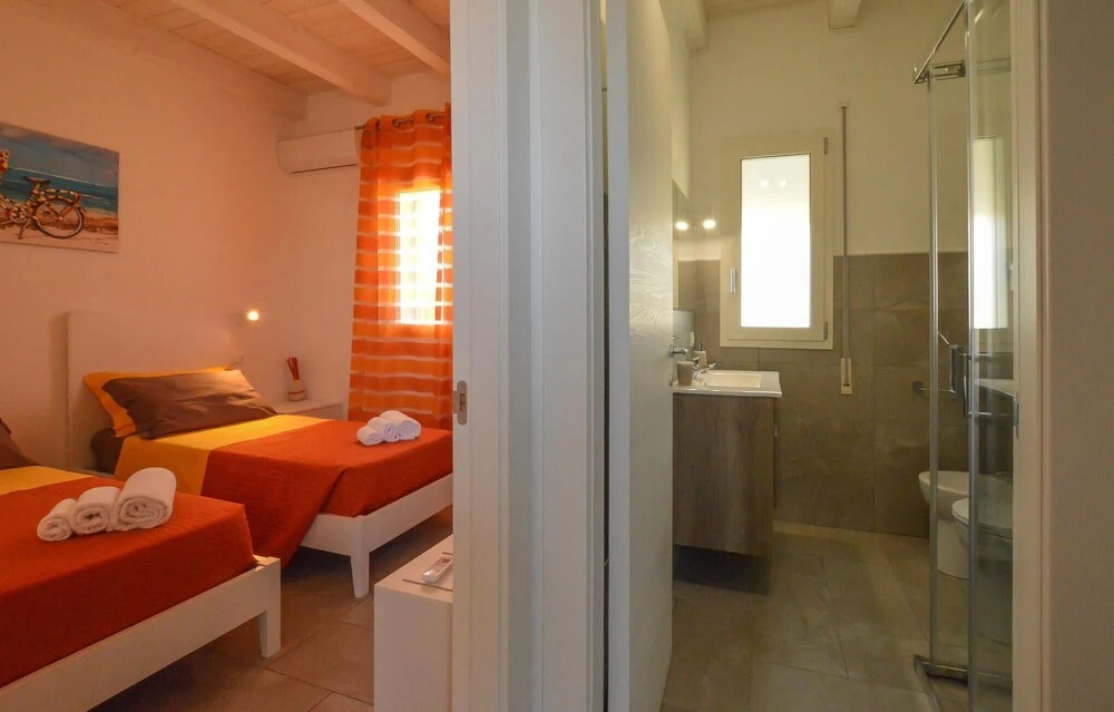 Amazing Apartment in Contrada Fiori With 3 Bedrooms, Wifi and Outdoor Swimming Pool