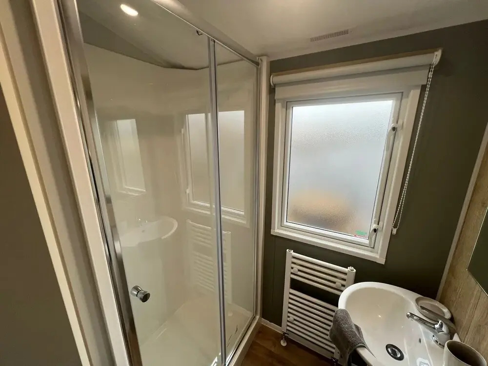 8 Guests - Swimming Pool - 1min to the Beach