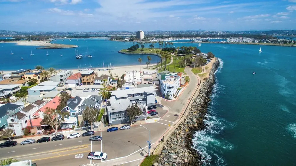 Chic Bay View Condo < 10 Miles to Dtwn San Diego!