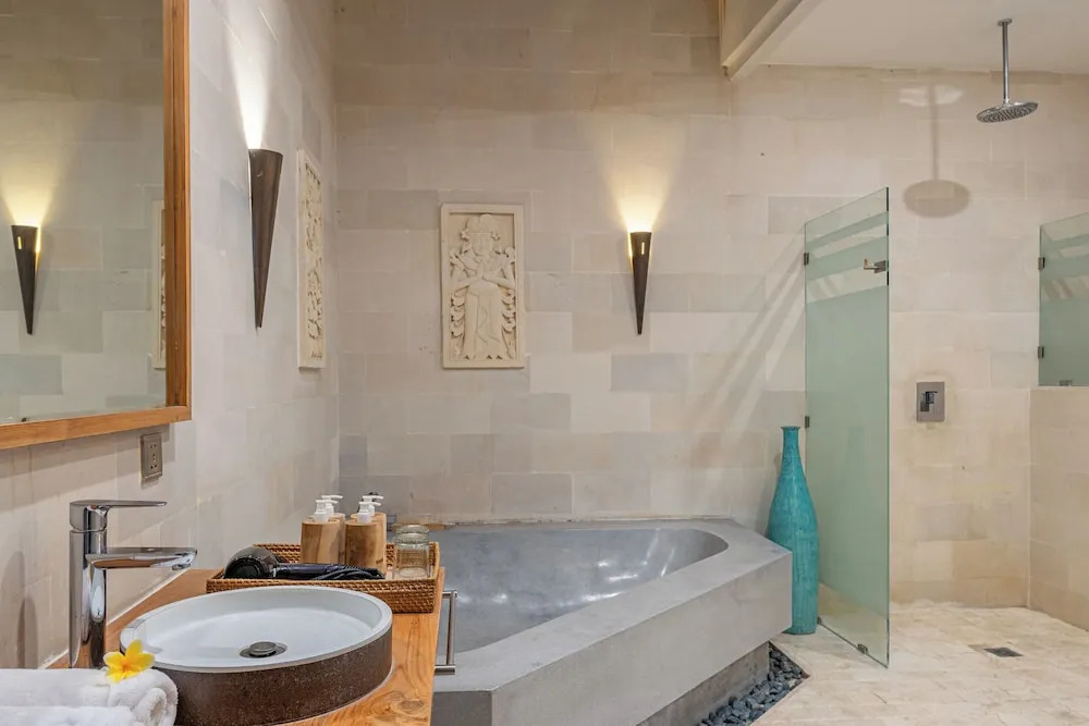 Luxury - Villa RON - Central Seminyak