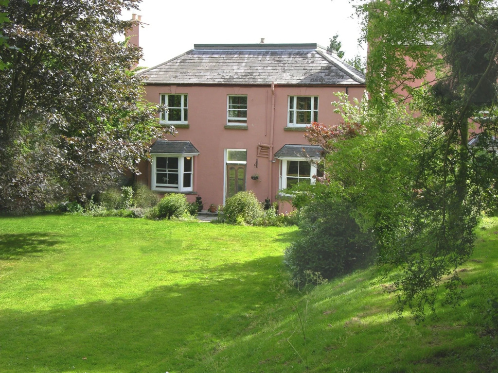 Thatch Close Farm