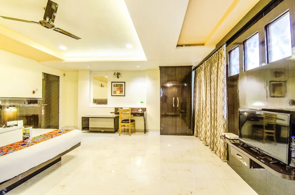 OYO Rooms Pimpri Finolex Chowk
