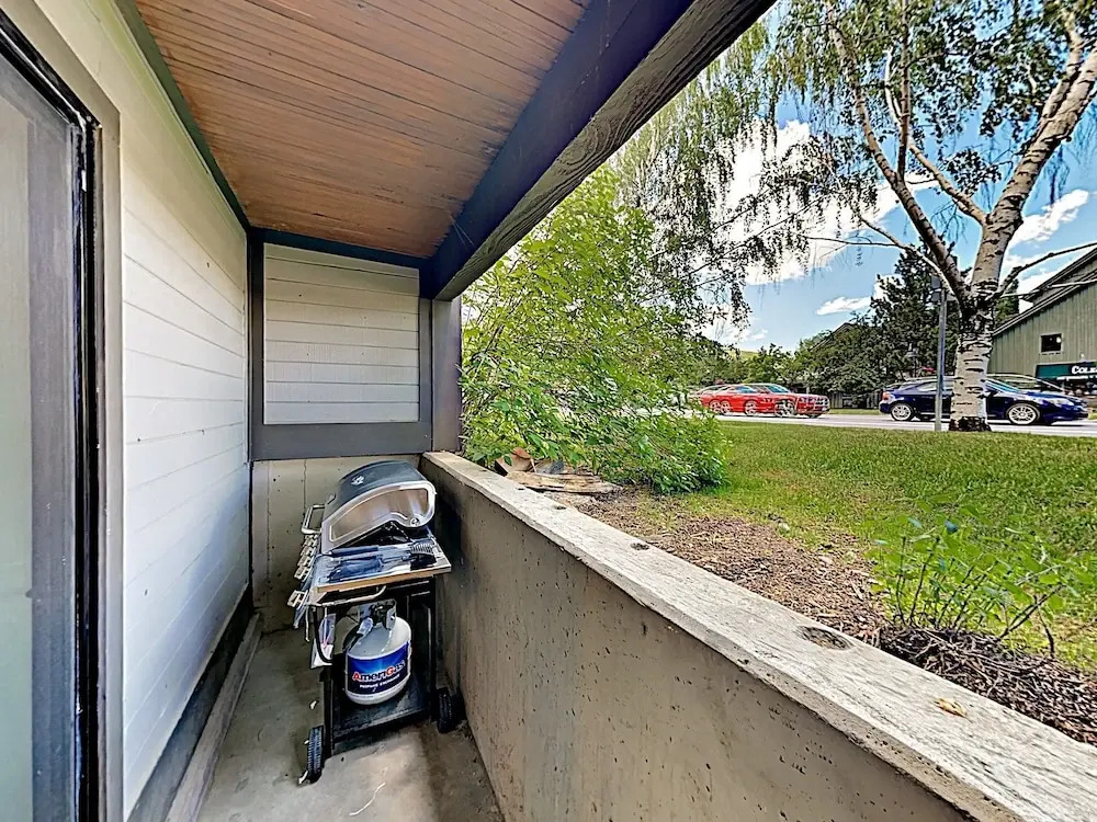 New Listing! Luxe Remodeled Getaway 2 Bedroom Condo