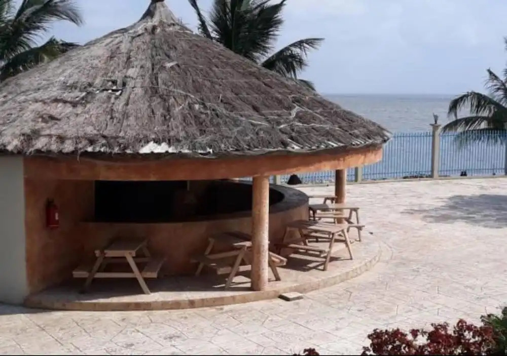 Amara Suites Banana Island