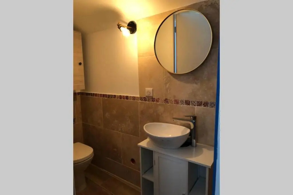 Maison de charme avec piscine couverte et 9000m2