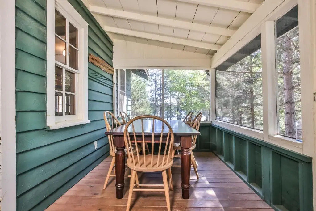Hearthwood Beach House - On Lake Tomahawk