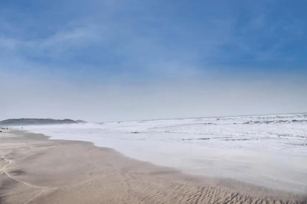 Pause By The Sea
