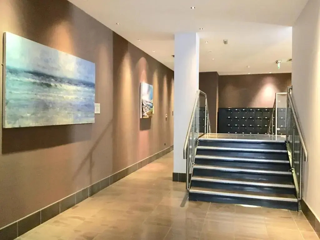 301 Riverview Apartment