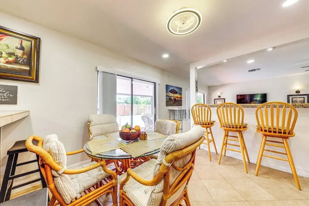 Walk to Dining & Shopping: Pompano Beach Home!