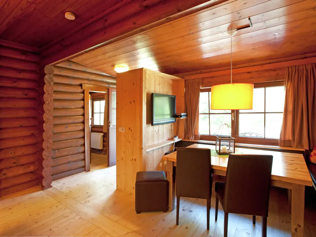 Spacious Chalet Near Ski Slopes In Worgl