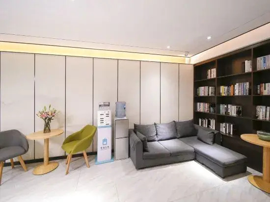Shaoxing Yiran Light Luxury Hotel