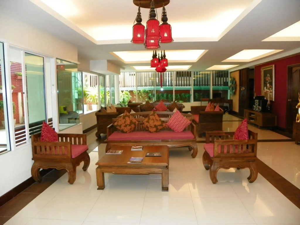 Baan Ngern Village