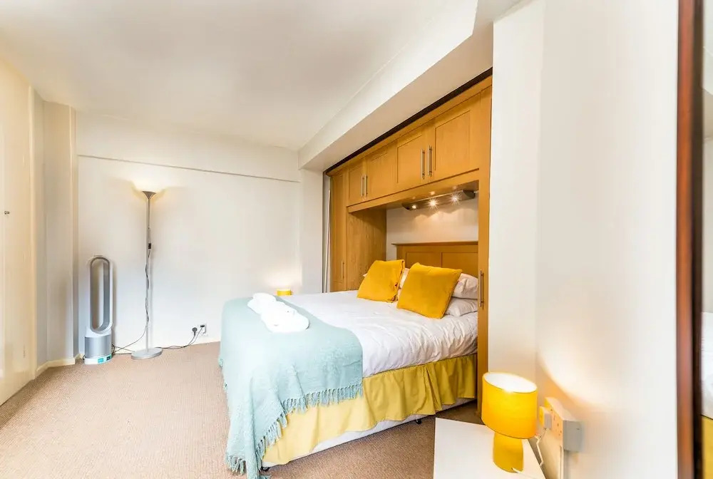 Warm and welcoming Home in Putney