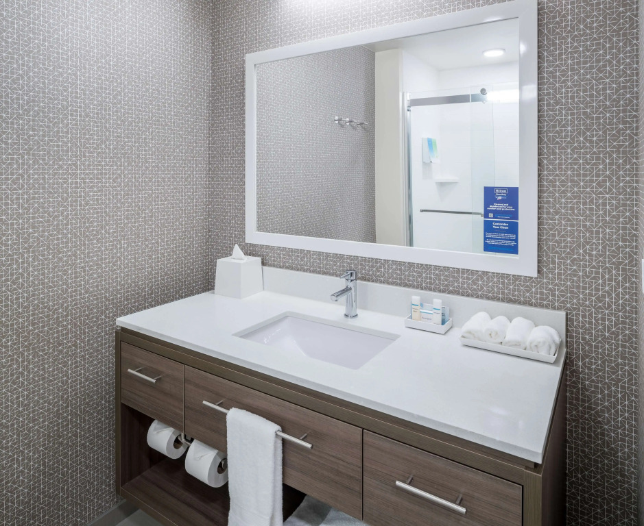Home2 Suites By Hilton Cape Canaveral Cruise Port