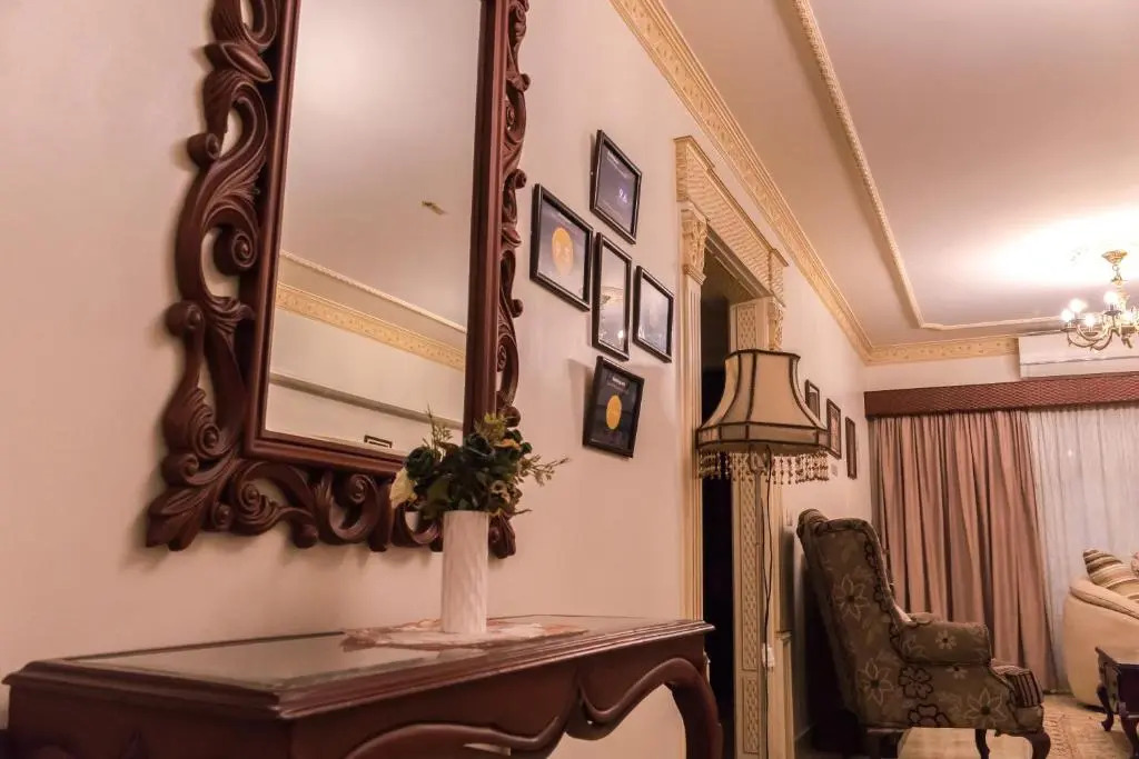 Al Corniche Residence Sea View