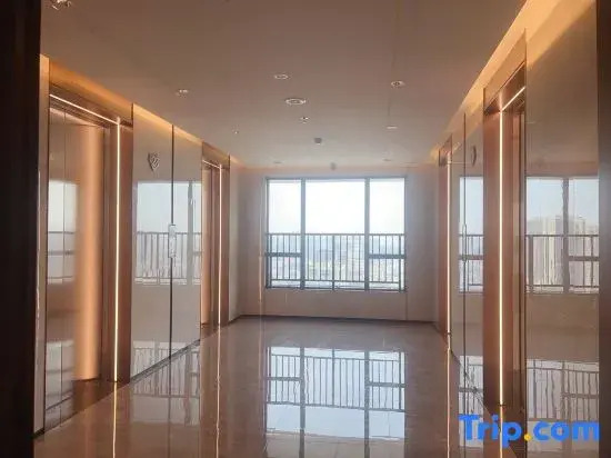 Yunduo Shangpin Apartment (Shenzhen Qiankeng Subway Station Branch)